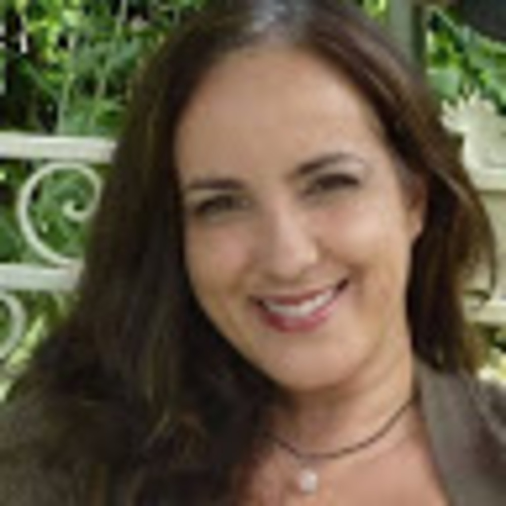 Meet your Posher, Raquel